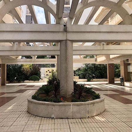 Apartamento Centrico Con Piscina Salou Luaran gambar