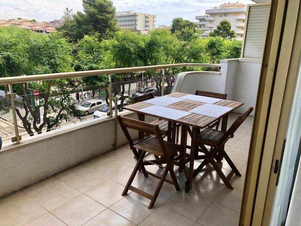 Apartamento Centrico Con Piscina Salou Luaran gambar